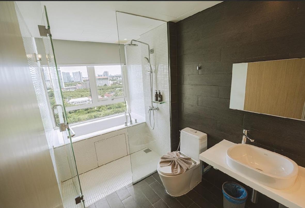 Veranda Residences Pattaya By Phung Praia de Jomtien Exterior foto